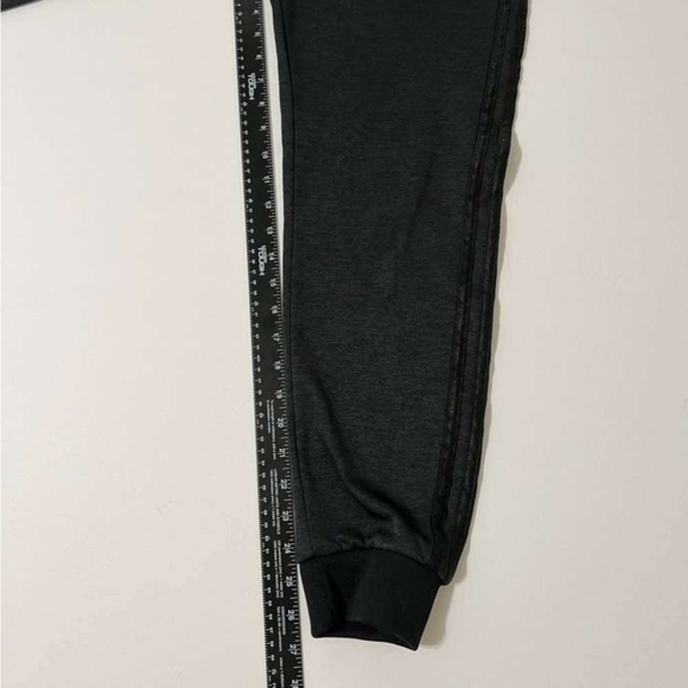 Adidas Boys Black Joggers Size Large 14/16 - Picture 5 of 6